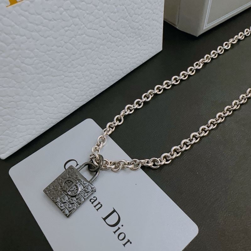 chr1st1an D10r necklaces